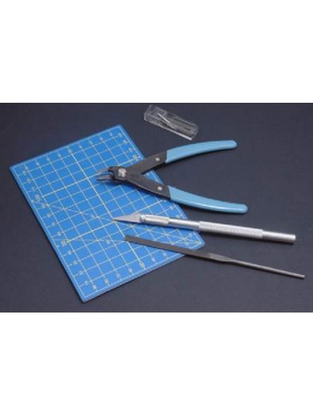 SET OUTILLAGE DE BASE