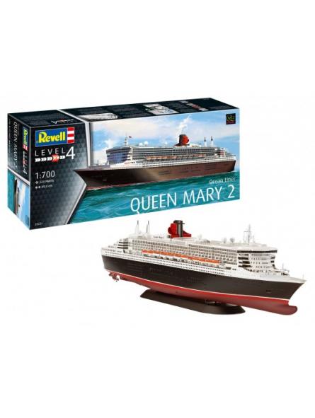 Ocean Liner Queen Mary 2